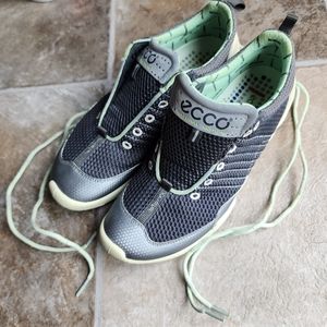 Ecco shoes size 39